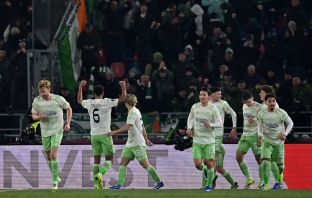Auston Trusty of Celtic FC celebrates