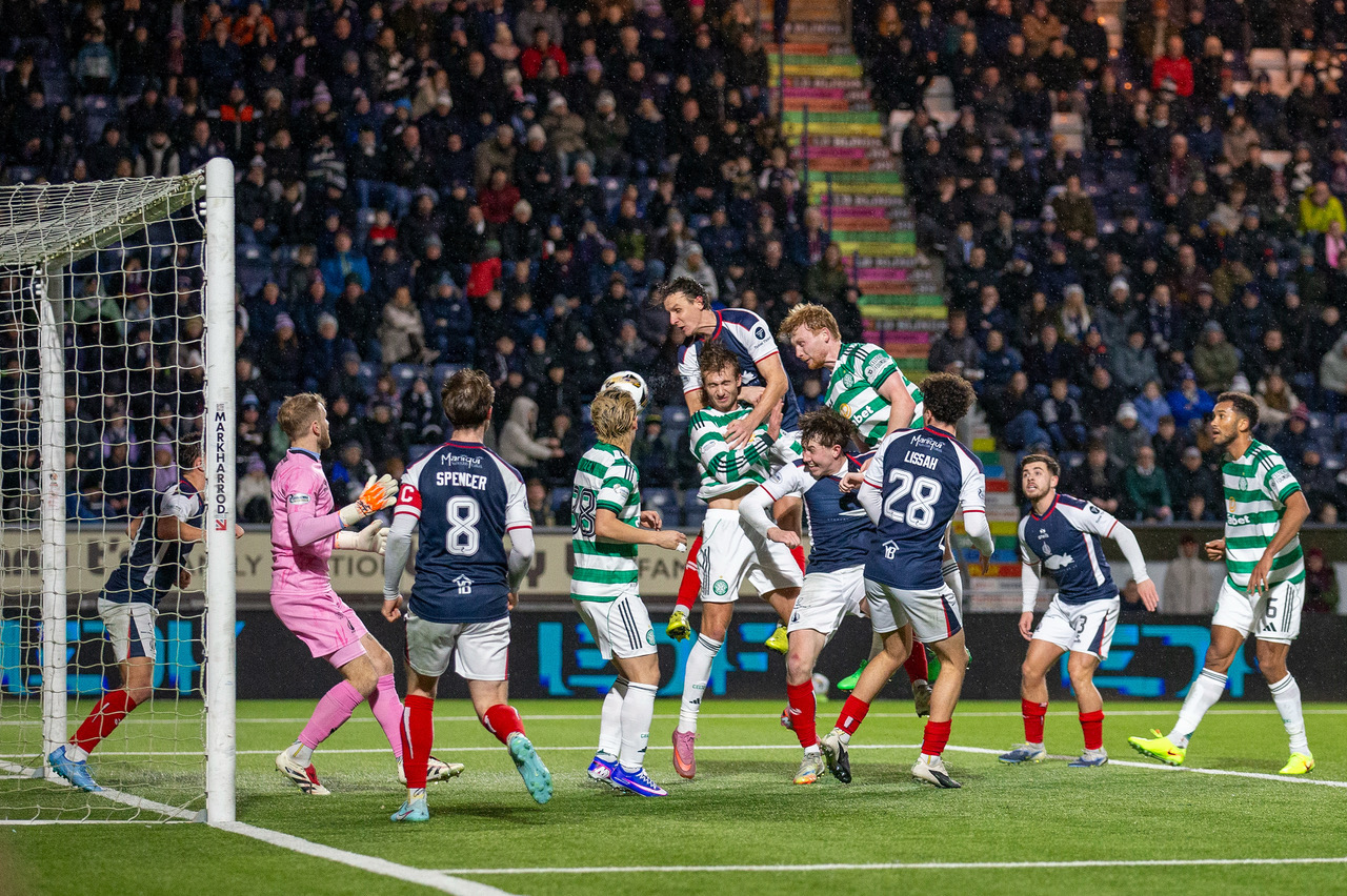 Benjamin Nygren scores the winner.