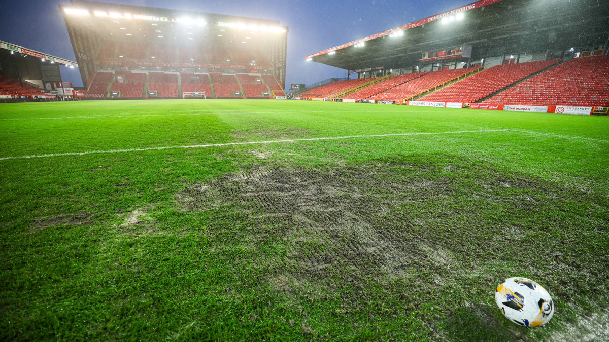 Pitch unplayable at Pittodrie