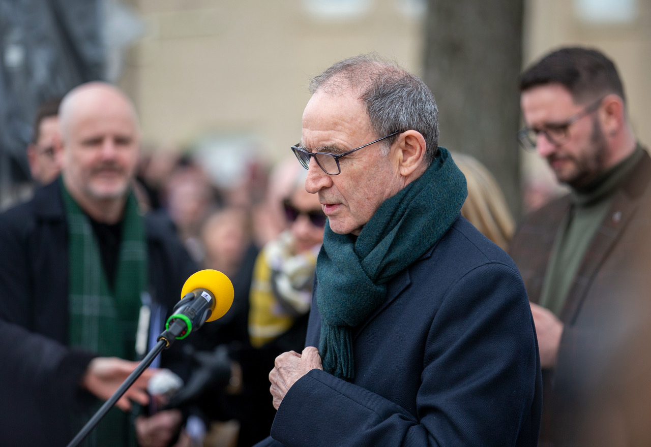Tommy Gemmell statue unveiling at the Lisbon Lion's hometown of Craigneuk.