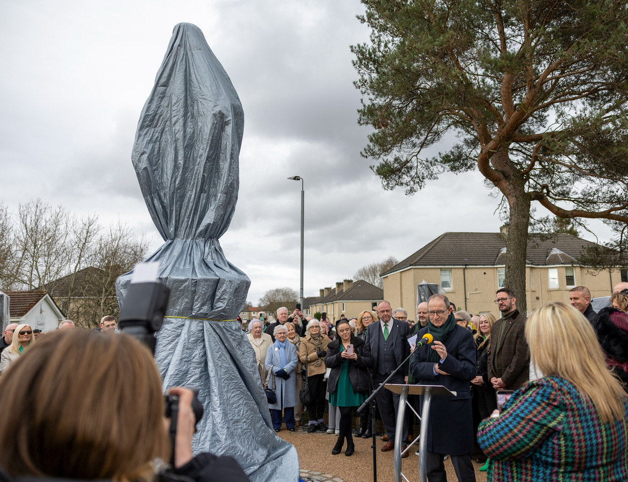 Tommy Gemmell statue unveiling at the Lisbon Lion's hometown of Craigneuk.