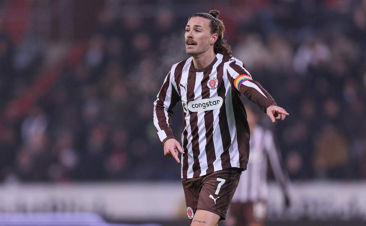 Jackson Irvine of St. Pauli