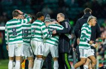 Alex Oxlaide-Chamberlain with Martin O Neill after his goal