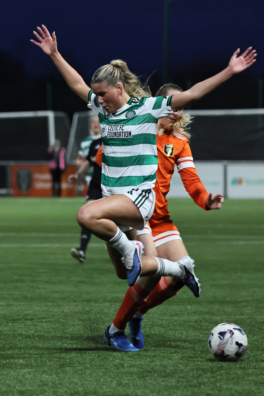 Poppy Pritchard in action for Celtic FC Women