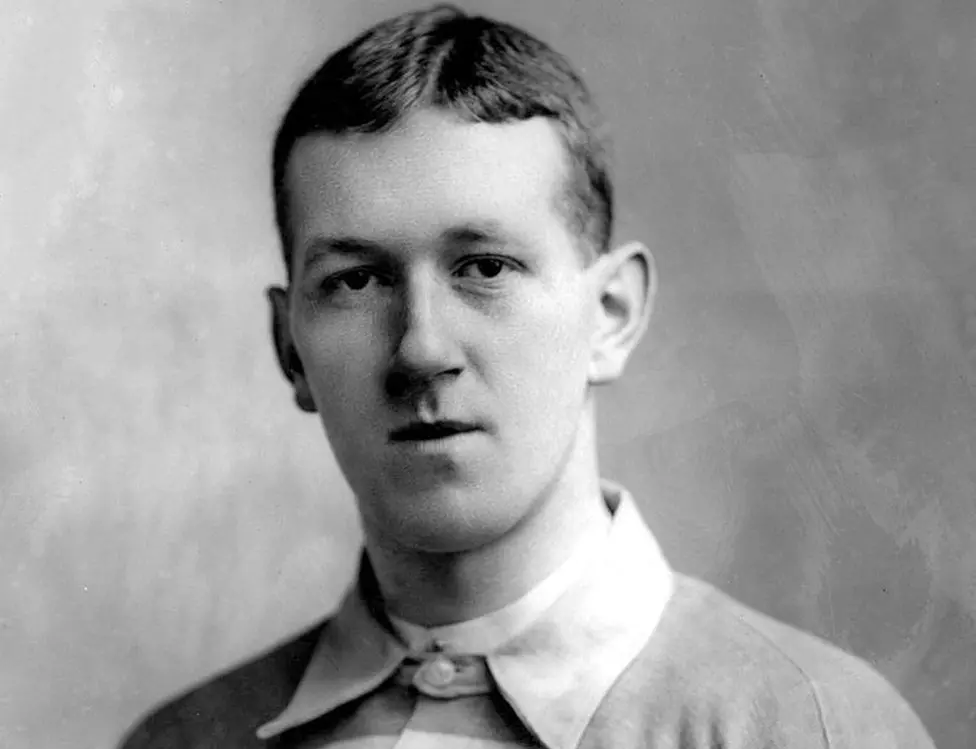 Robert "Bob" Smyth McColl was one of the greatest footballers of his day