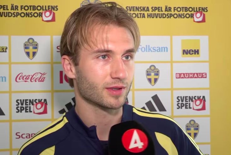 Benjamin Nygren on international duty with Sweden