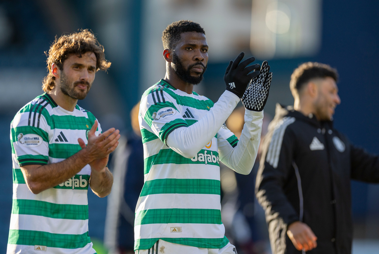 Post match applause from Kelechi Iheanacho.